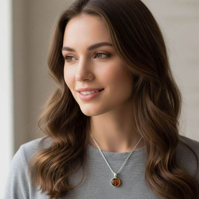 Pendentif-arbre-de-vie-Ambre-Cognac-pierre-naturelle-spirituel