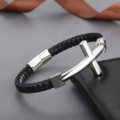bracelet-cuir-croix-acier-inoxydable-et-or-elegance