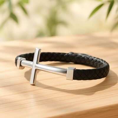 bracelet-cuir-croix-acier-inoxydable-et-or-tendance