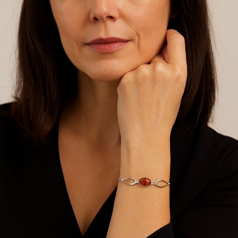 bracelet-en-pierre-naturelle-femme-elegance