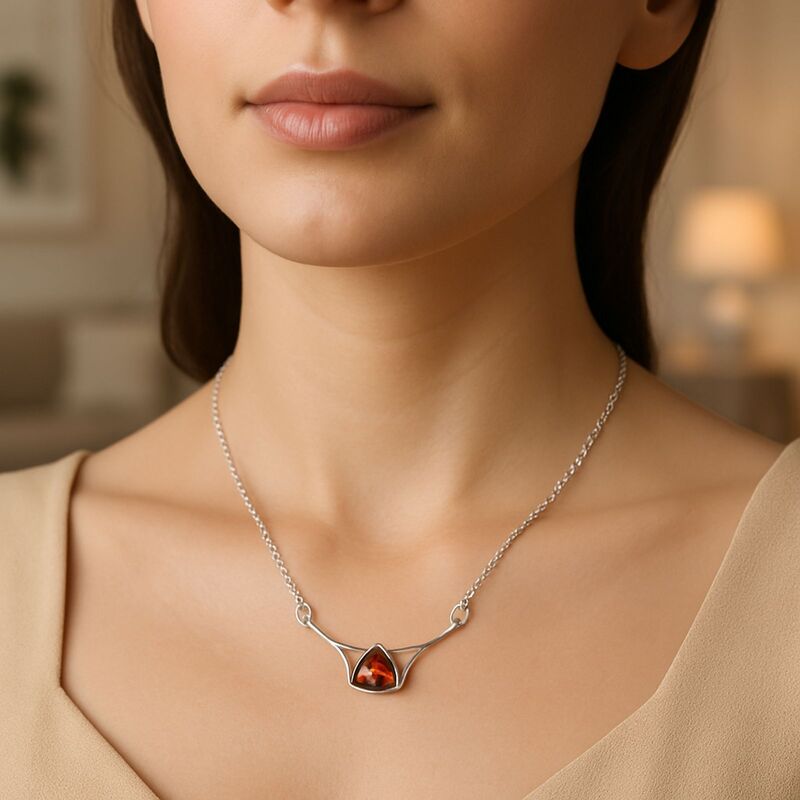 collier-avec-pierre-naturelle-femme