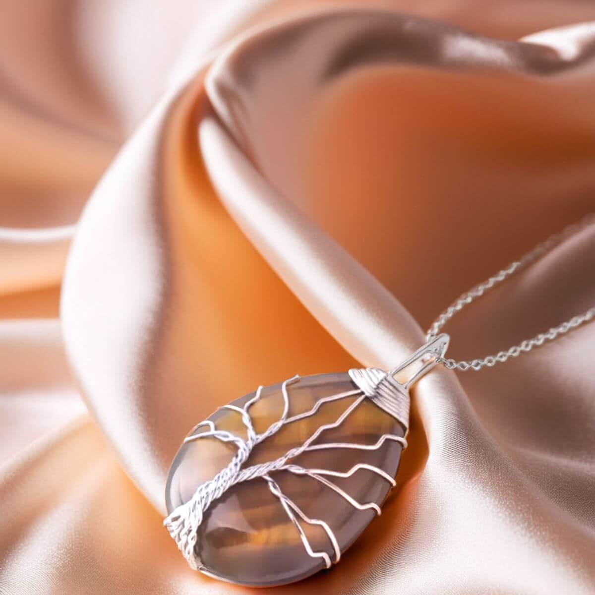 collier-pierre-naturelle-oeil-de-tigre-proprit-protectrice-chaine-plaque-argent