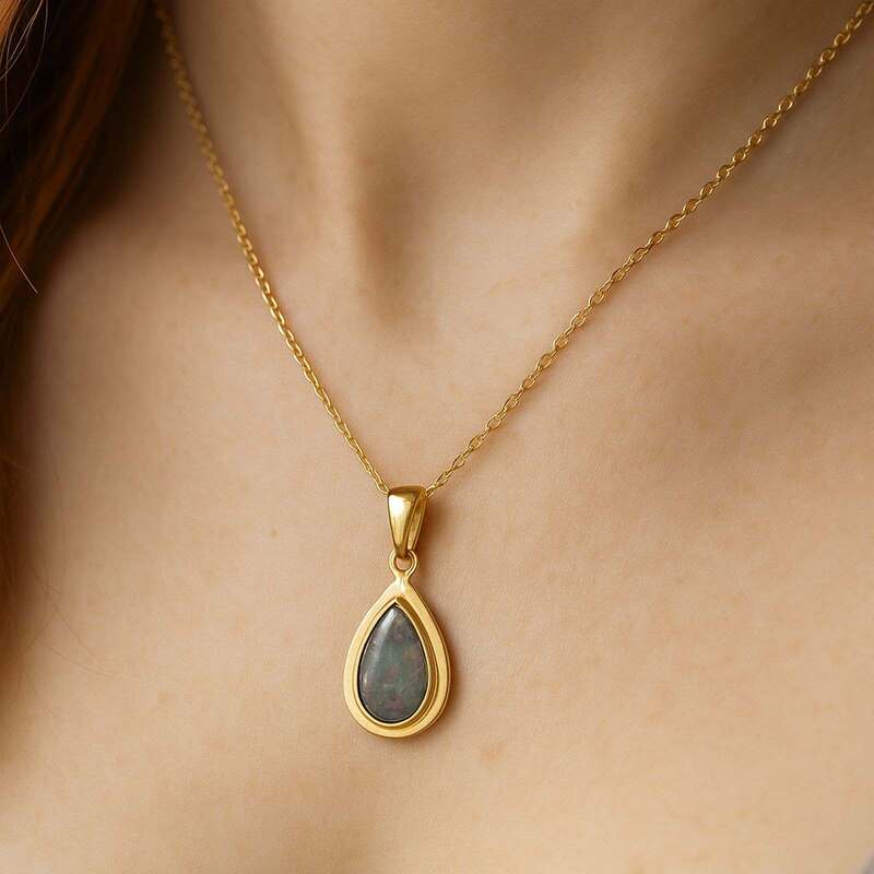 Collier-pendentif-femme-opale-bleue-australienne