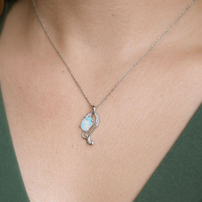 Pendentif-femme-opale-blanche-Australie-energie