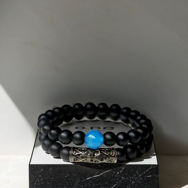 bracelet-noir-homme-Mystique-Nocturne-perle-en-cristal-bleu