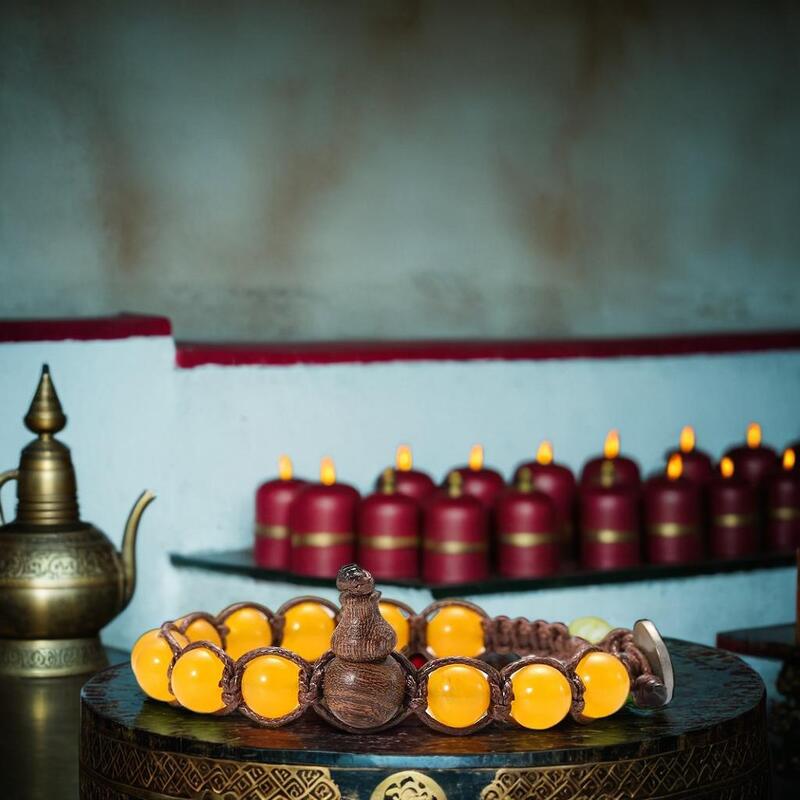 bracelets-bouddhistes-pierres-naturelles-de-meditation-jaune