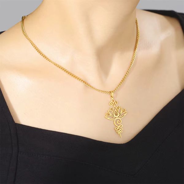 collier-Ffleur-de-lotus-spirituel-elegance-intemporelle