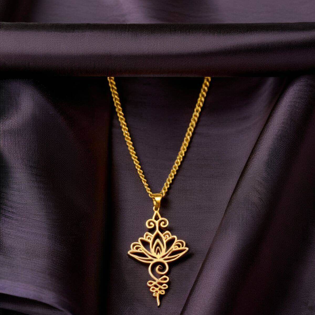 collier-fleur-de-lotus-Eveil-Spirituel-force-et-grace