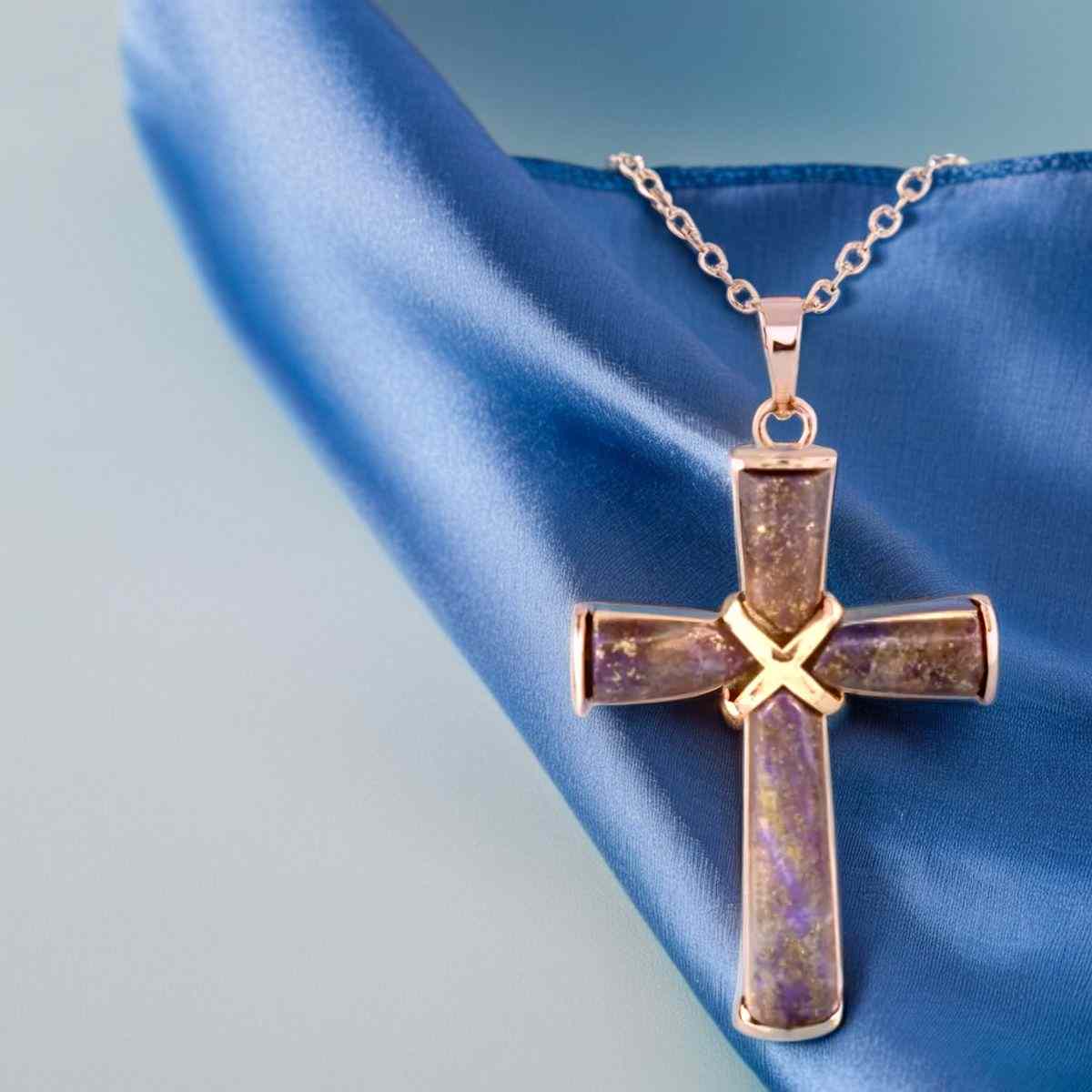 pendentif-croix-lapis-lazuli-bapteme