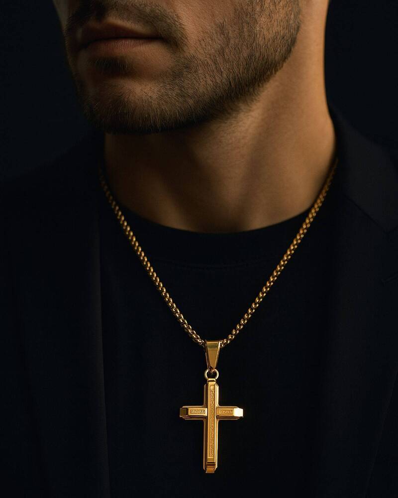 pendentif-homme-croix-or-punk